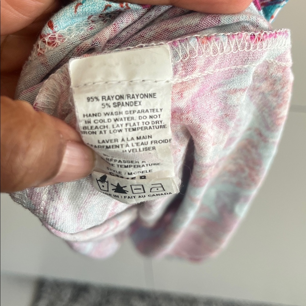Michaels Multicolor Patterned Top - M - Picture 5 of 5